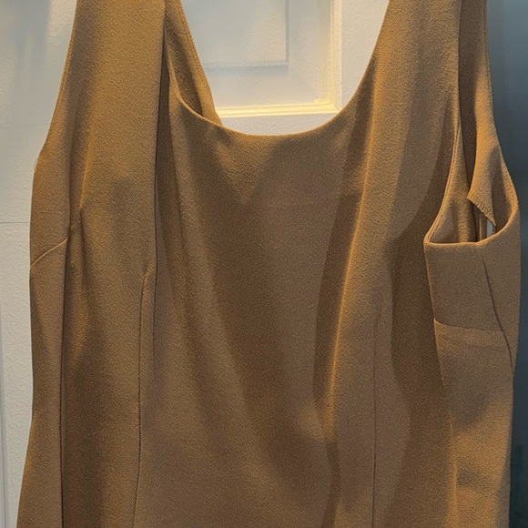 Women’s Professional Suit (plus 16) - Picture 8 of 9